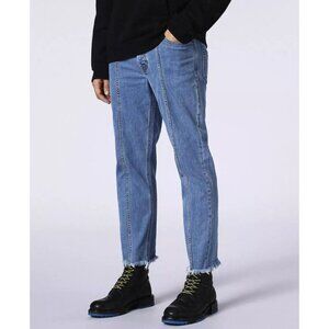 $228 Diesel Men’s Dagh-Sp Regular Straight Jeans 085TD Med Blue Denim Size 33X32